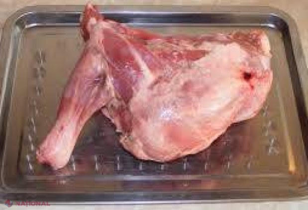 UTIL // Experții spun CUM să deosebești carnea de MIEL bună de cea ALTERATĂ