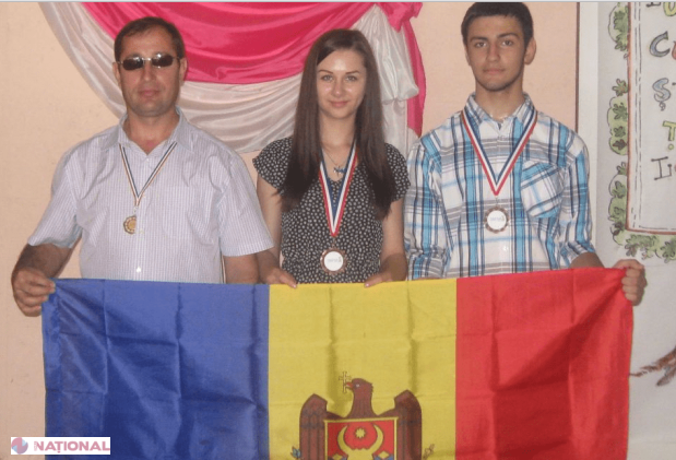 Trei MEDALII pentru elevii moldoveni la două concursuri internaționale