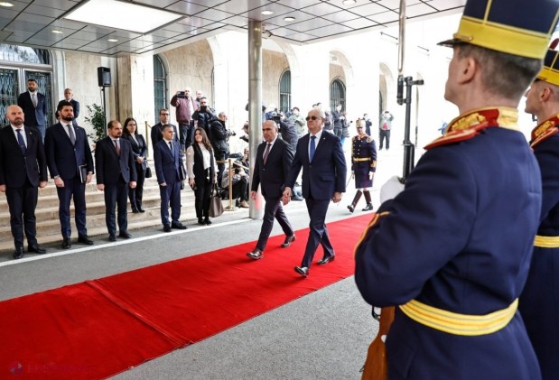 Alexandru Munteanu, vizită-FULGER la București. Cu cine se va întâlni premierul R. Moldova și care e agenda de lucru