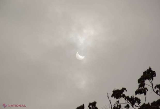 FOTO // Cum se vede ECLIPSA de Soare din R. Moldova