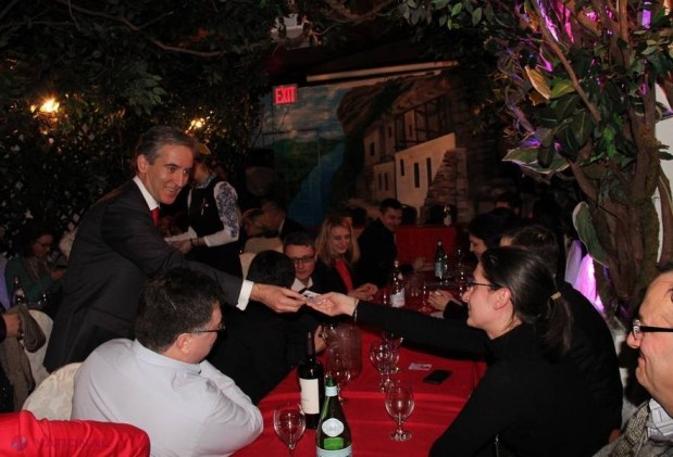 FOTO // Ce a făcut Iurie Leancă la întâlnirea cu diaspora din SUA