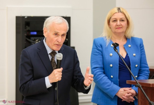 GALERIE FOTO // Maia Sandu, discuții cu DIASPORA din Canada. Șefa statului a acordat titluri onorifice și a vizitat o PATISERIE deschisă de o moldoveancă: „Am văzut o susținere totală pentru proiectul de aderare a R. Moldova la UE”
