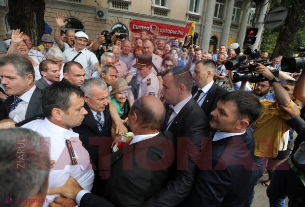 FOTO // Băsescu, emoționat până la LACRIMI