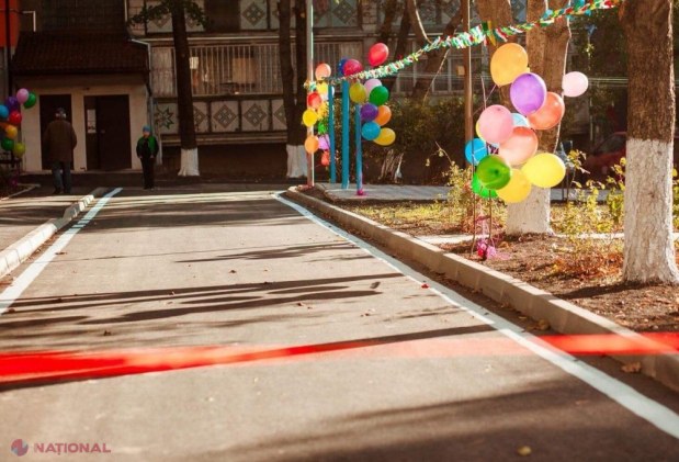 FOTO // „Operațiunea Curtea”, în plină desfășurare la Orhei. Autoritățile locale continuă RECONSTRUCȚIA curților blocurilor