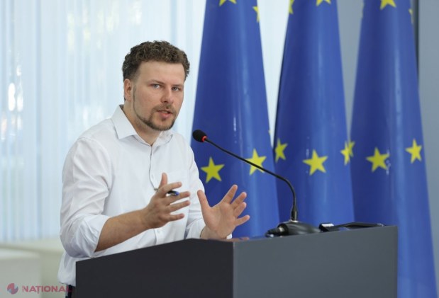 FOTO // Încă 53 de profesori din UTA Găgăuzia, Dubăsari, Taraclia, Cahul și Bălți merg în România pentru a participa la cursuri de perfecționare a predării limbii române  în școlile minorităților naționale 