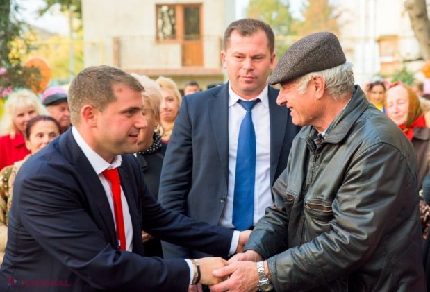 FOTO // Primarul de Orhei, Ilan Șor, a mai inaugurat o curte renovată capital, în cadrul Programului „Operațiunea Curtea”