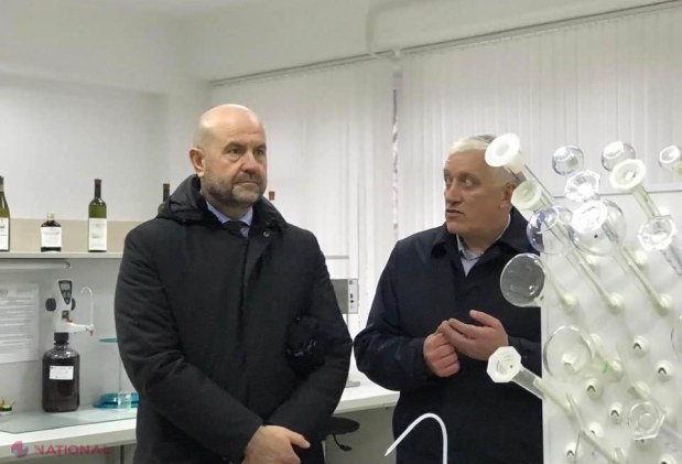 Laboratoarele de la Centrul de Cercetări Oenologice, dotate cu echipamente și tehnică modernă pentru ca studenții de la UTM să poată experimenta și obține studii de calitate