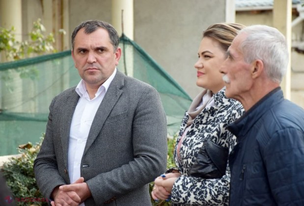 FOTO // Echipa lui Ilan Șor continuă amenajarea curților de bloc din Orhei: „Mă bucur că am reușit inaugurarea acestei curți, care se află pe o stradă cu o denumire simbolică pentru istoria noastră”