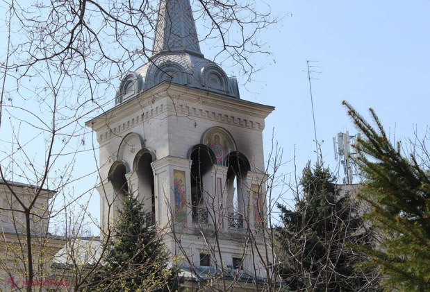 Pierderi de MILIOANE la Biserica „Sf. Dumitru” din Chișinău, după ce a ars Clopotnița în noaptea Învierii