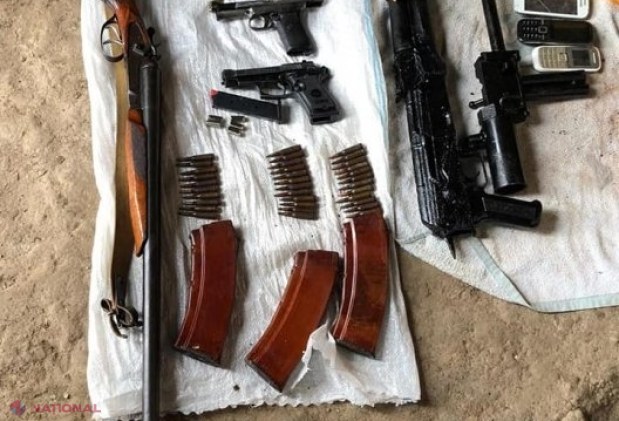 Un bărbat din Cahul ținea acasă în întreg arsenal de ARME: Intenționa să săvârșească infracțiuni