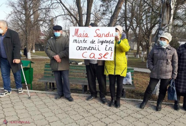 Guvernarea PAS, huiduită în mai multe localități din republică. Partidul „ȘOR” a organizat flash-moburi în ZECE orașe concomitent
