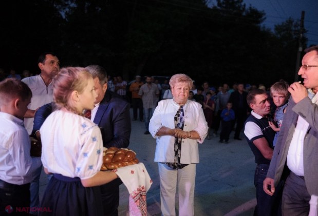 FOTO // Partidul „ȘOR”: „Încă o promisiune REALIZATĂ. A fost instalat sistemul de iluminare stradală și la Furceni”