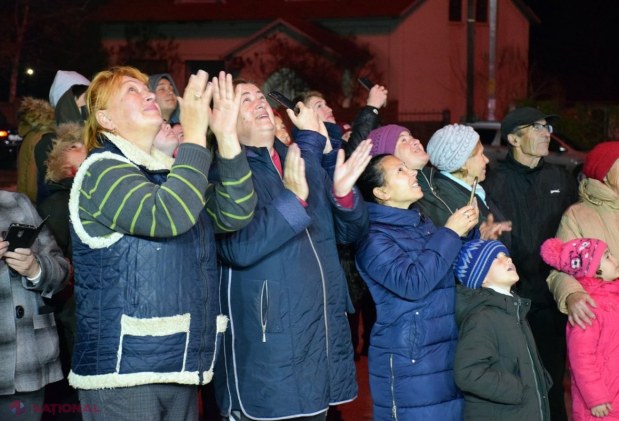 FOTO // Aproape toate localitățile din raionul Orhei au fost ILUMINATE de echipa Partidului „ȘOR”: „Iluminatul stradal înseamnă foarte mult pentru o localitate, atât din punct de vedere social, cât și al securității și asigură dezvoltare”