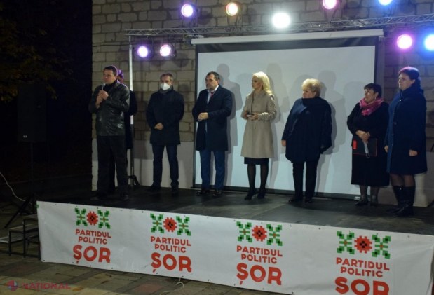 FOTO // Partidul „ȘOR” aduce lumina în raionul Orhei: încă un sat are iluminat stradal