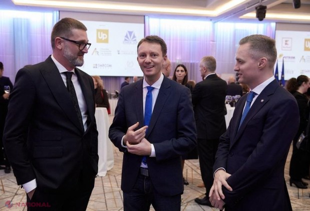 FOTO // Recepție prilejuită de Ziua Națională a României, organizată la Chișinău! Ambasadorul Cristian Leon-Țurcanu: „Sărbătorim împreună ziua tuturor românilor. Sper ca peste nu mult timp să putem sărbători cu toții împreună, în Uniunea Europeană”