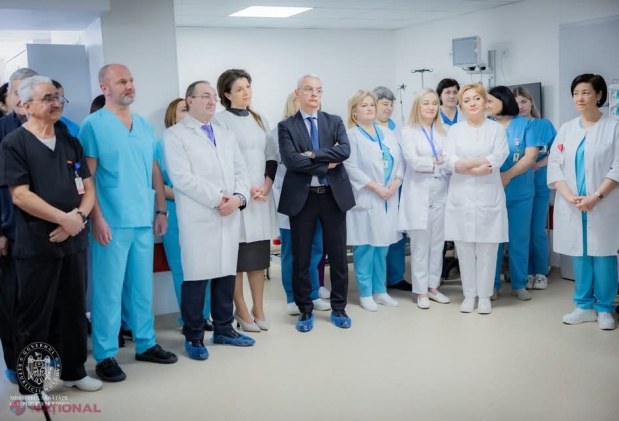 FOTO // Bloc operator nou cu 15 săli chirurgicale, inaugurat la Institutul de Medicină Urgentă din Chișinău: Până la 35 de mii de operații pe an