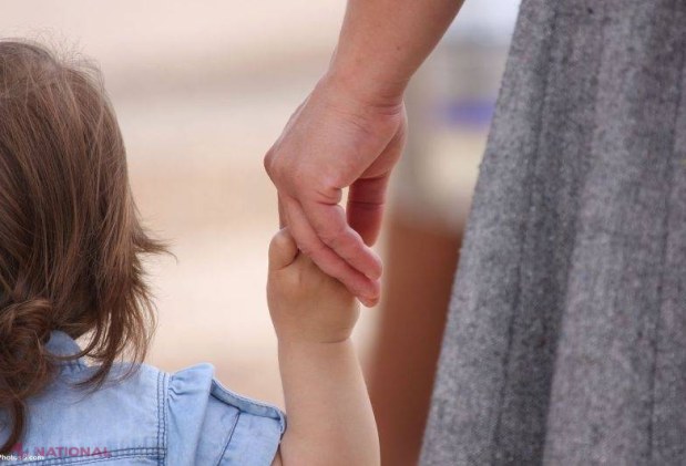 Modificări în legislație! Aceste familii nu vor putea adopta copii din Transnistria