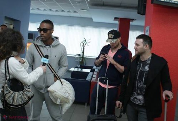 FOTO // Legendara trupă „Blue” a sosit la Chișinău!