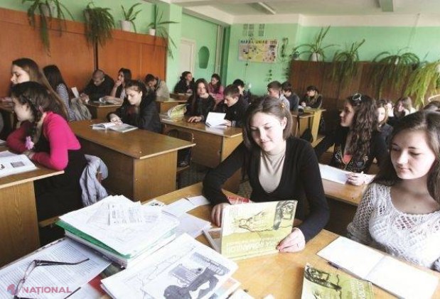 Ce PROPUN elevii și părinții pentru ÎMBUNĂTĂȚIREA conținutului manualelor școlare