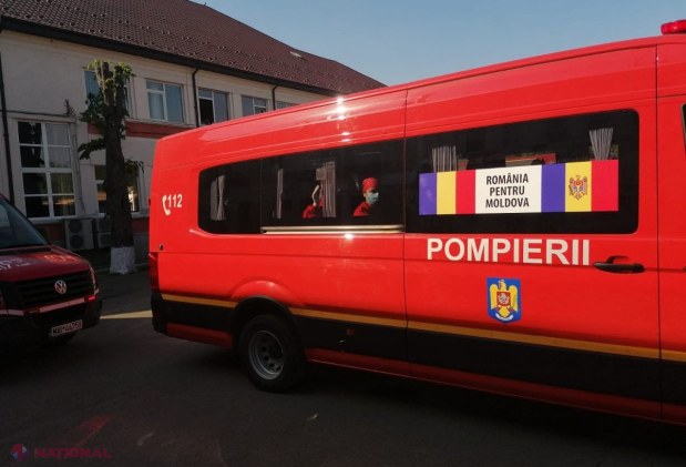 GALERIE FOTO, VIDEO // O echipă formată din 52 de medici din România a ajuns în R. Moldova, pentru a ajuta GRATUIT, timp de două săptămâni, la tratarea bolnavilor de COVID-19. AJUTOR de 3,5 MILIOANE de euro din partea României