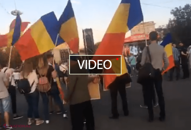 VIDEO // Tricolorul românesc la concertul de „eliberare” al lui Dodon: „Ocupanților, mergeți acasă!” 