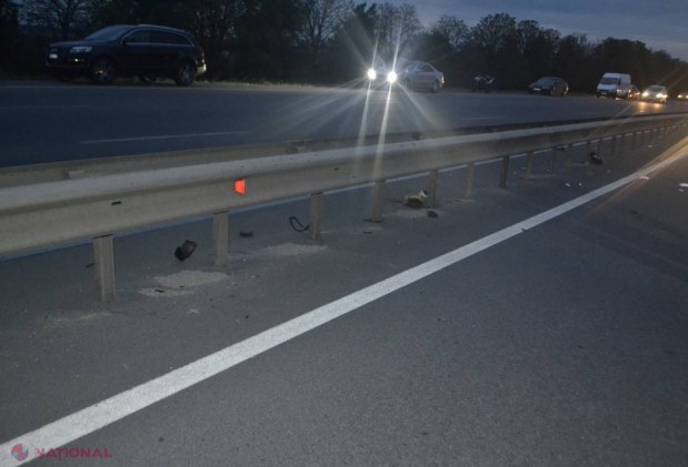 ACCIDENT FATAL // Un motociclist și pasagerul său au murit după ce s-au izbit într-un parapet de pe str. Calea Orheiului
