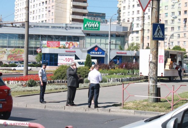 VIDEO, FOTO // „Chişinăul întreabă - Urechean răspunde”. Întâlnire de ANVERGURĂ cu locuitorii capitalei