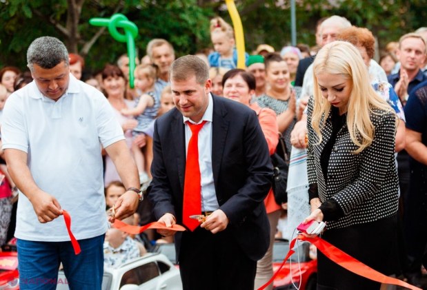 FOTO // Partidul „ȘOR”: „Ne ținem de cuvânt. Drumurile din Lopatna, reabilitate pentru prima dată”