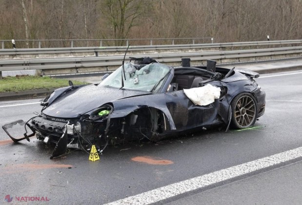 GALERIE FOTO // Trei Porsche, patru morți și un accident de groază. Dramă incredibilă pe autostrada