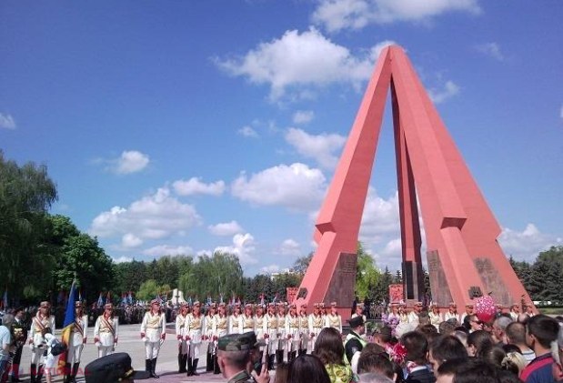 Ce activități organizează Guvernul pe 9 mai: Tehnica militară americană din PMAN lipsește din program