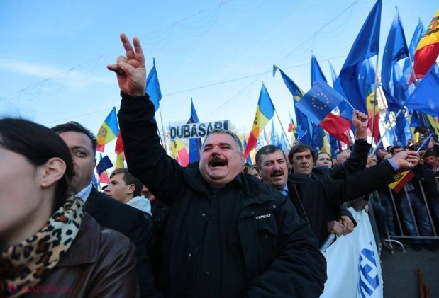 Mitingul „Pro Europa” i-a TREZIT pe moldoveni
