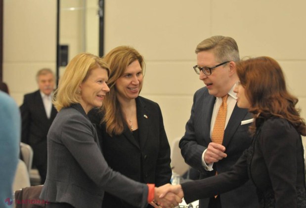 Ce cred diplomații străini despre starea PRESEI din R. Moldova și ce recomandări au pentru jurnaliștii de la Chișinău