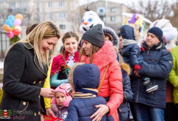 FOTO // Alte opt familii din Orhei și-au realizat visul - APARTAMENTE SOCIALE la doar 500 de lei pe luna