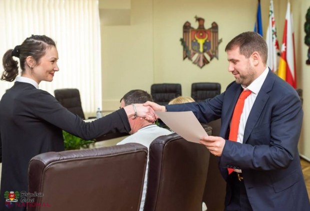 VIDEO , FOTO // Ilan Șor a oferit ÎNDEMNIZAȚII pentru alte 16 familii revenite la Orhei: „Vom insista ca programul să fie aprobat la nivel de Lege în Parlament”