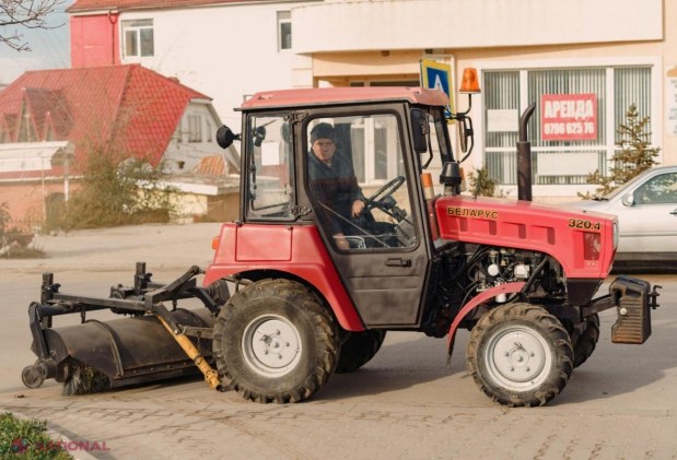 FOTO // Modelul de la Orhei este aplicat și în orașul Taraclia. Autoritățile locale au demarat o „CURĂȚENIE GENERALĂ” în localitate