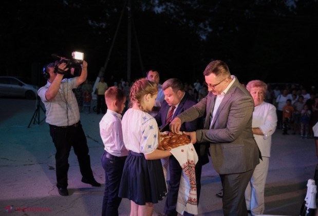 FOTO // Partidul „ȘOR”: „Încă o promisiune REALIZATĂ. A fost instalat sistemul de iluminare stradală și la Furceni”