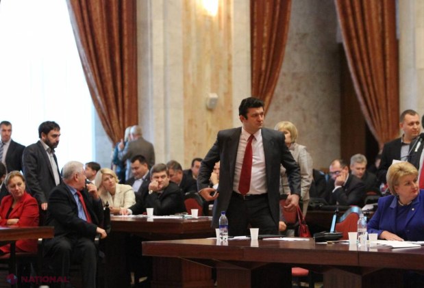 Un milion de lei pe cap de deputat