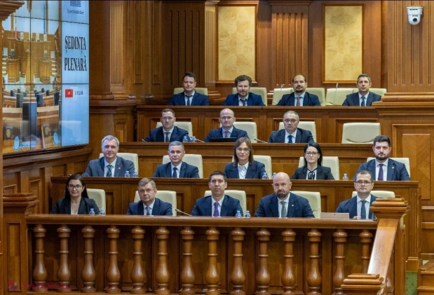 ULTIMA ORĂ // ​Parlamentul a oferit votul de încredere Guvernului Tofan. Noul Executiv își începe mandatul contra cronometru: „Fiecare zi trebuie să devină un termen-limită pentru soluții, nu pentru amânări”