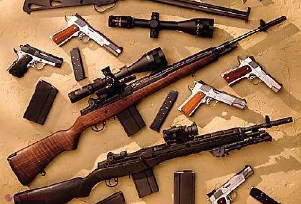 Semnal de ALARMĂ. Cetățenii certați cu legea dețin un număr CONSIDERABIL de arme păstrate ilegal