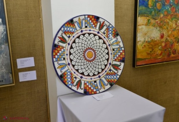 FOTO // Zilele Chișinăului, lansate la Buzău: Muzicieni, scriitori, artiști și meșteri populari din R. Moldova își prezintă creațiile peste Prut