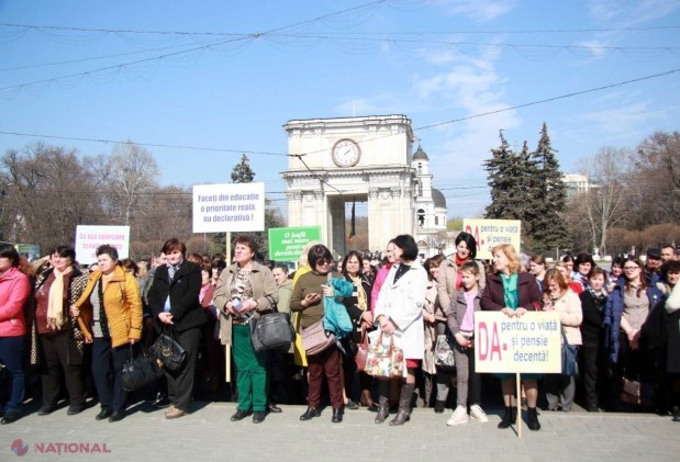 Ministra Educației, în fața profesorilor: Nu i-a convins pe protestatarii care amenință cu inițierea unei GREVE generale
