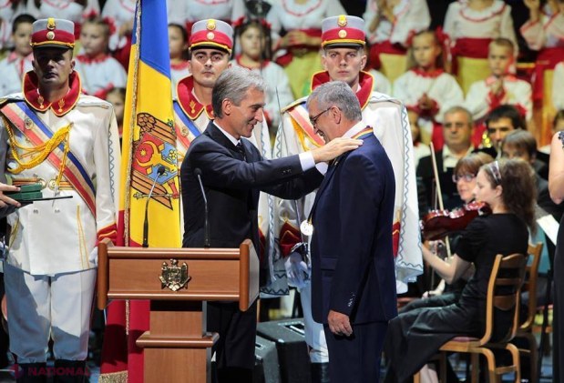 FOTO // Premiile Naționale au ajuns la laureați
