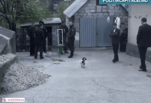 S-a incendiat când polițiștii au venit să-i sechestreze casa
