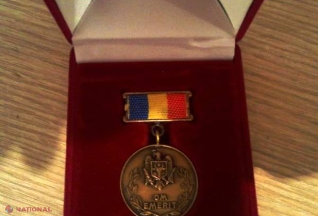 CSM îi cere lui Timofti să-i decoreze pe doi judecători de la CSJ