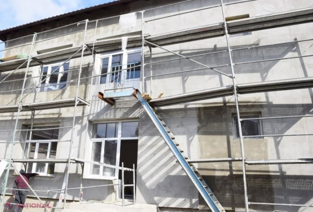 FOTO // Cel mai mare proiect de RENOVARE a grădinițelor din Orhei, lansat de echipa Partidului „ȘOR”, este aproape de final. Pe teritoriul acestei grădinițe va fi construită o piscină și un teren de sport. „Copiii vor fi ca într-o poveste”