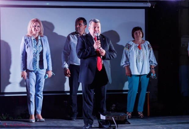FOTO // Încă o localitate se bucură de iluminat stradal. Partidul „ȘOR” a aprins lumina și în comuna Piatra, raionul Orhei: „Vom transforma tot raionul Orhei în aceeași Europă pe care o construim acum în municipiul Orhei”
