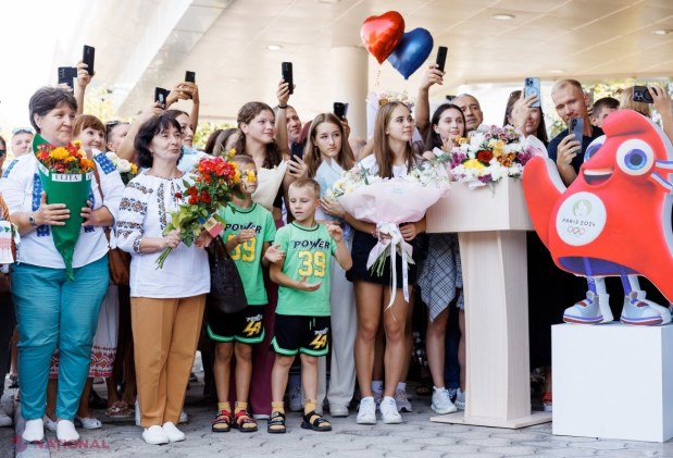 Lotul olimpic al R. Moldova a revenit acasă de la Paris! Maia Sandu a întâmpinat sportivii la Aeroportul Internațional Chișinău: „Aţi scris istorie pentru republica noastră”