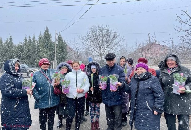 FOTO // De 8 Martie, echipa Partidului „ȘOR” a surprins într-un mod plăcut femeile din R. Moldova