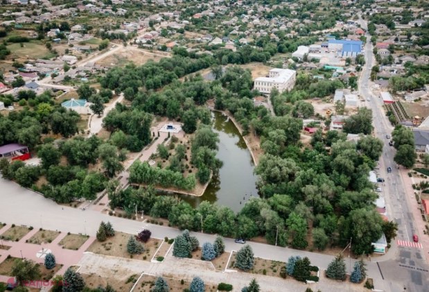 FOTO // La Taraclia s-a dat STARTUL reconstrucției capitale a PARCULUI central din oraș, la inițiativa lui Ilan Șor