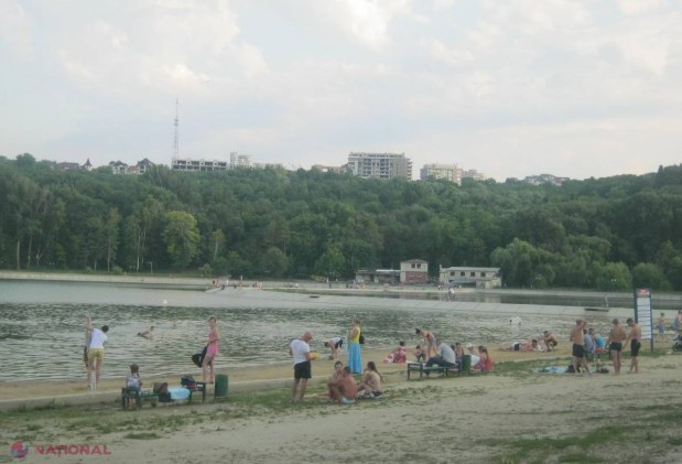Vara, la piscină!